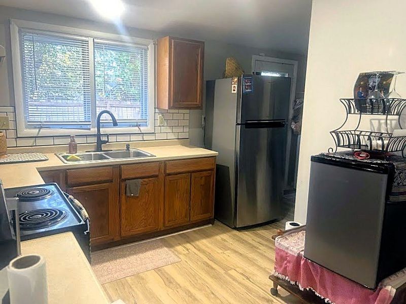 3208 Royal Dr, Salina, KS 67401