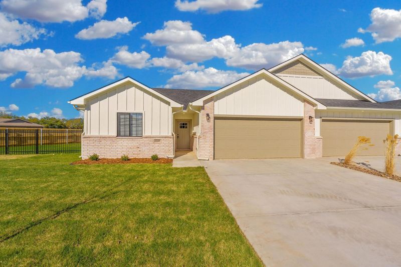2346 S Spring Hill Ct, Goddard, KS 67052