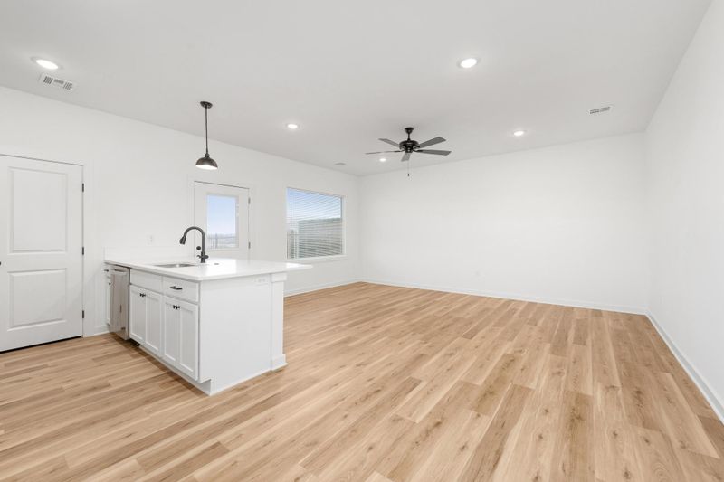 2346 S Spring Hill Ct, Goddard, KS 67052