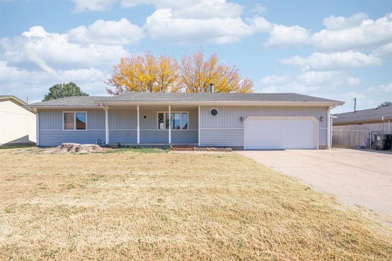 2227 Linden Dr, Salina, KS 67401