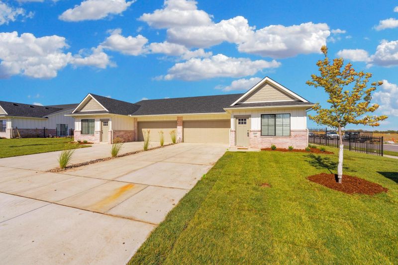 2332 S Spring Hill Ct #2334 S. Spring Hill Ct., Goddard, KS 67052