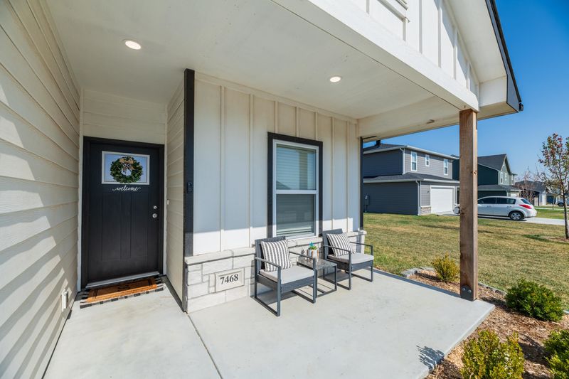 7468 E Pheasant Ridge St, Bel Aire, KS 67226