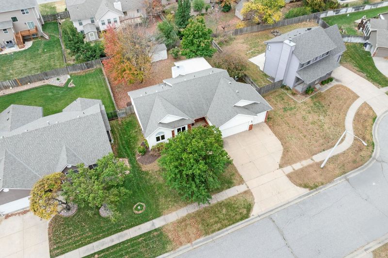 817 E Rushwood Ct, Derby, KS 67037