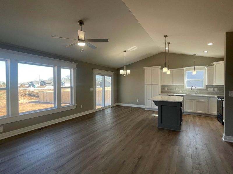 212 Devens Ct, Derby, KS 67037