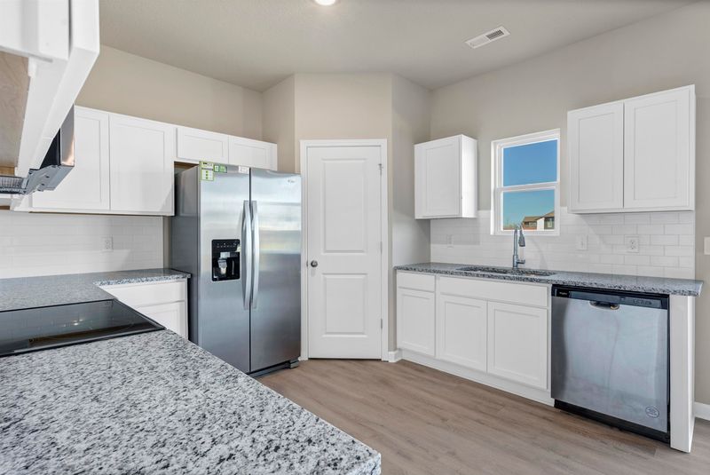 3051 E Highridge Ct, Park City, KS 67219