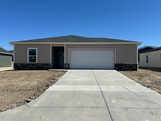 3055 E Highridge Ct, Park City, KS 67219