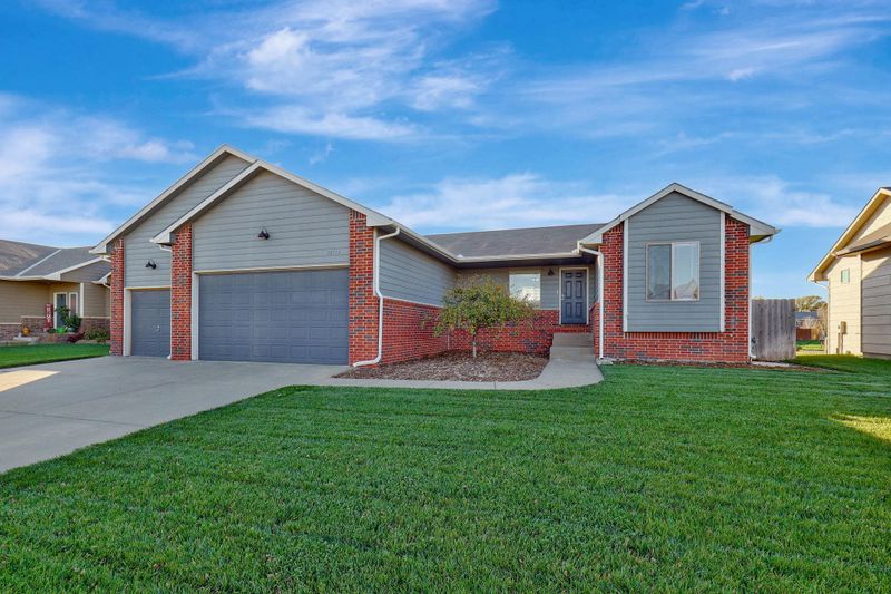 11751 W Wilkinson, Maize, KS 67101
