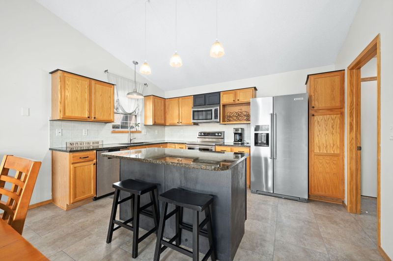 1420 E Sunset Ct, Goddard, KS 67052