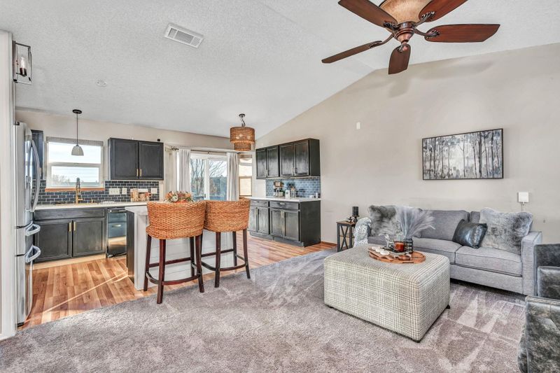 1512 N Aksarben St, Wichita, KS 67235