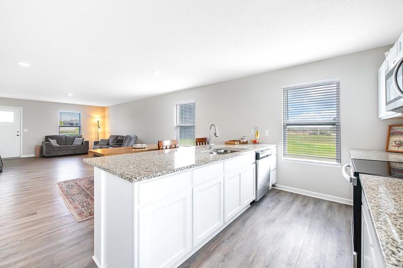 7585 E Pheasant Ridge Ct, Bel Aire, KS 67226