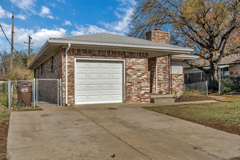 8026 E Grail St, Wichita, KS 67207