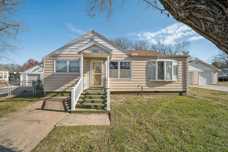 322 N Arthur St, El Dorado, KS 67042