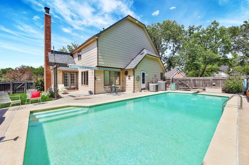 6903 E Aberdeen St, Wichita, KS 67206