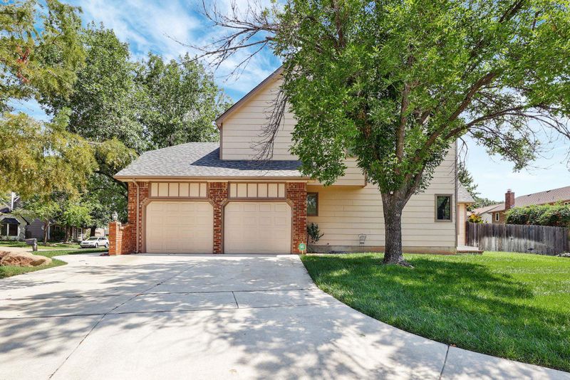 6903 E Aberdeen St, Wichita, KS 67206