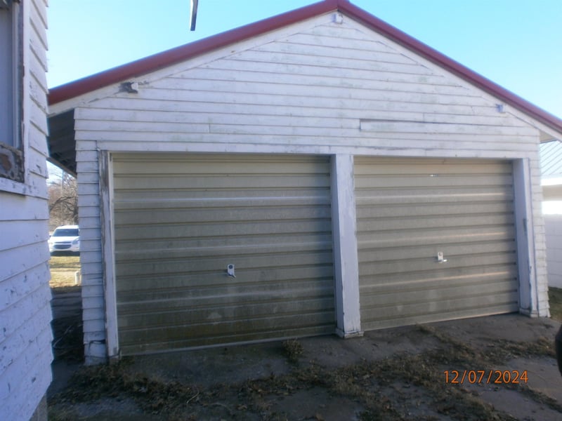 310 N Main St, Hope, KS 67451