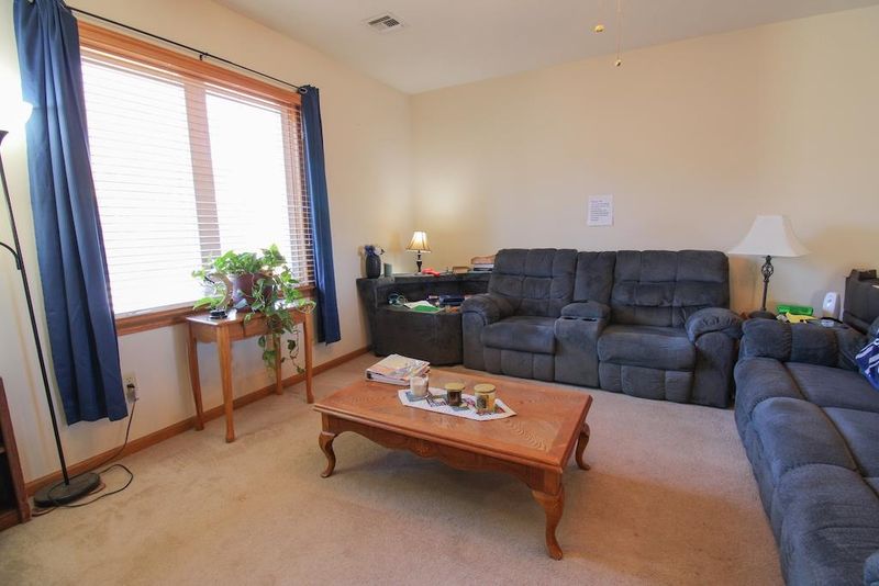 1203 Republic Cir, Salina, KS 67401