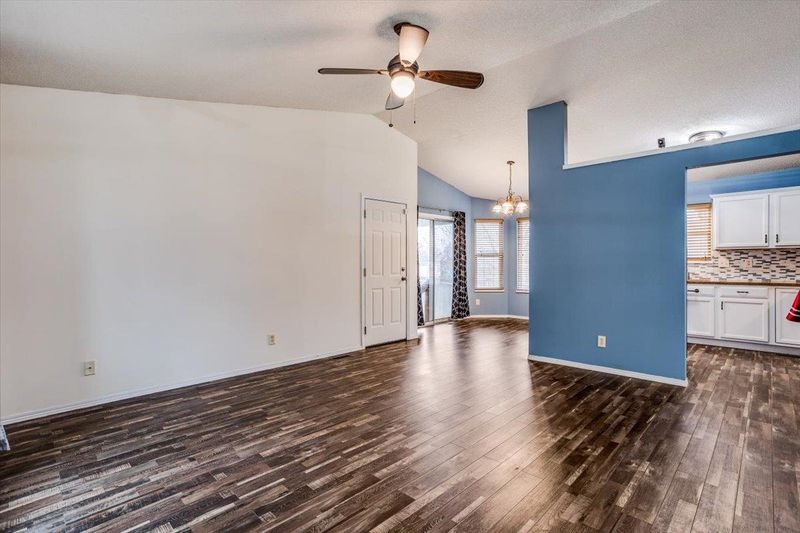 1507 N Walnut Creek, Derby, KS 67037