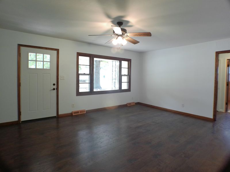 1814 N B St, Wellington, KS 67152