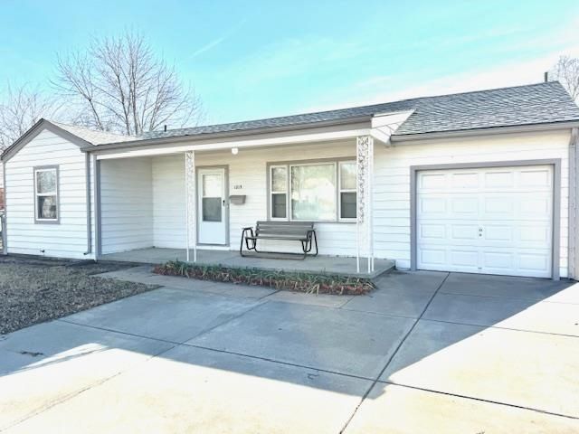 1215 E Tulsa St, Wichita, KS 67216