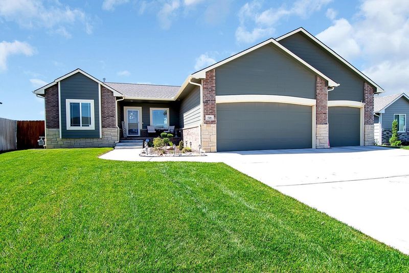 725 N Casado St, Goddard, KS 67052