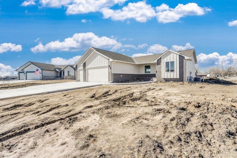 1545 N Sedge Ct, Andover, KS 67002