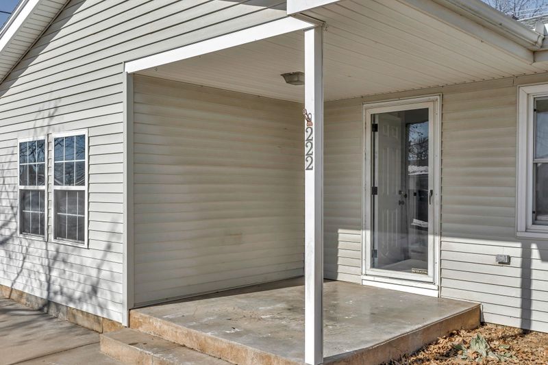 222 W Starlite Dr, Kingman, KS 67068