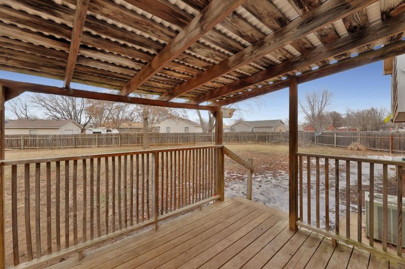 6212 Juno Ct, Wichita, KS 67215