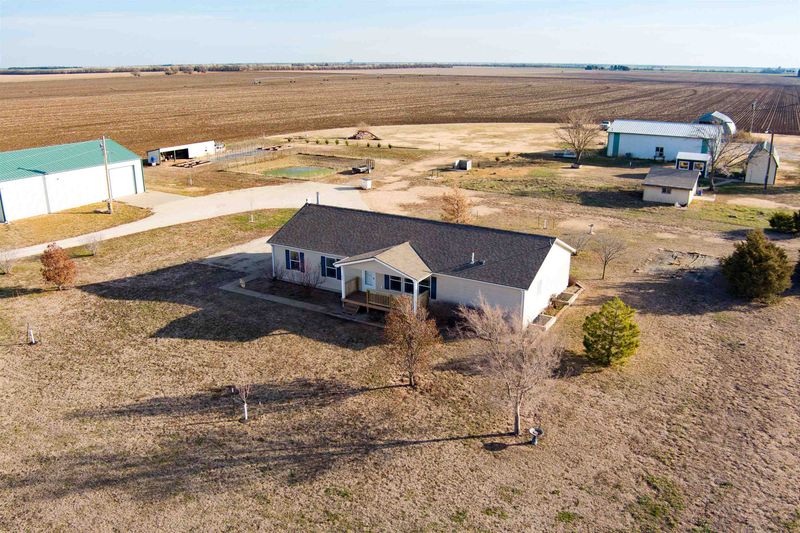 1606 10th Ave, Mcpherson, KS 67460