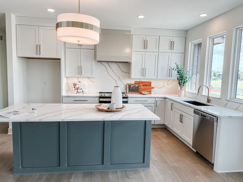 2530 N Bluestone St, Andover, KS 67002