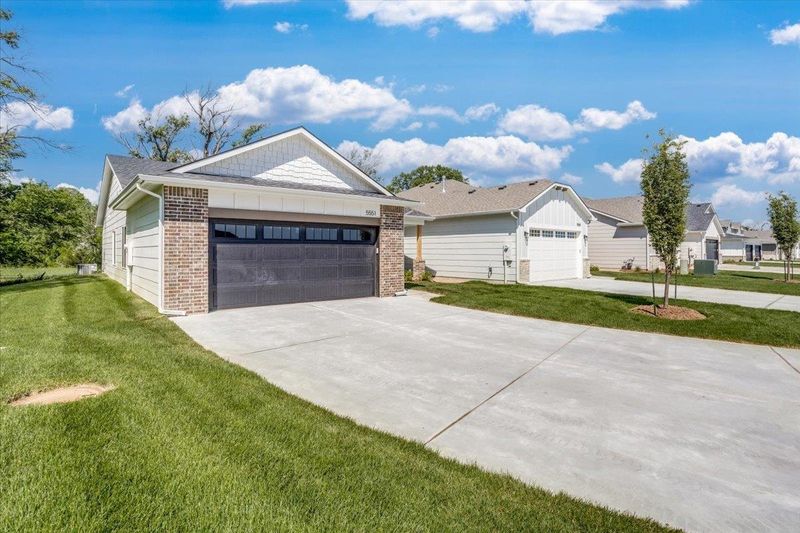 5551 Wandering Way, Maize, KS 67101