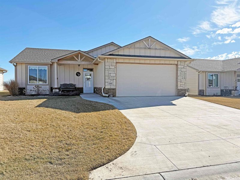 1265 E Park Glen Ct, Clearwater, KS 67026