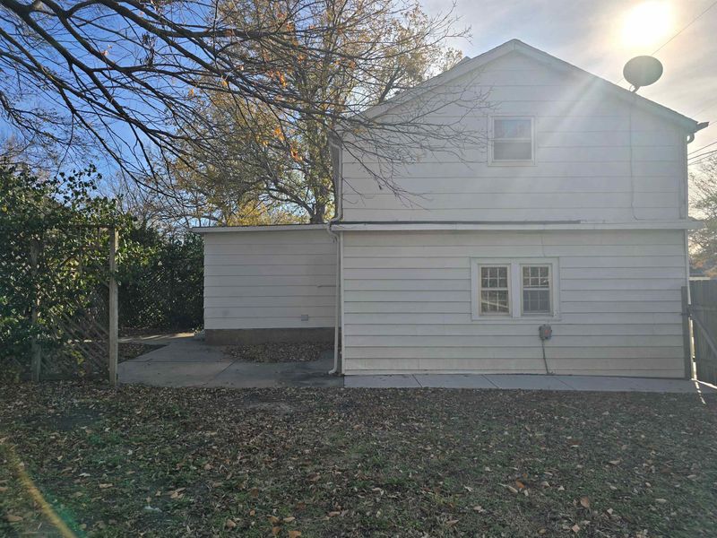 310 S Main St, Newton, KS 67114