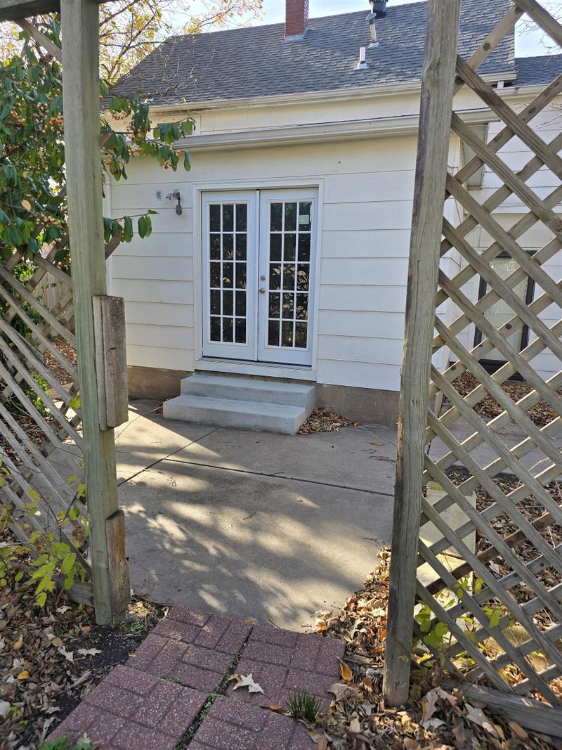 310 S Main St, Newton, KS 67114