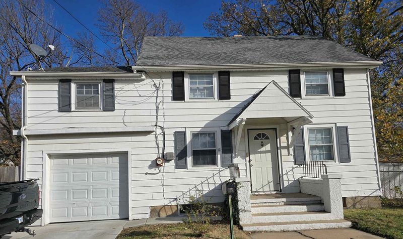 310 S Main St, Newton, KS 67114
