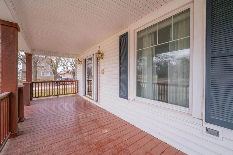225 S Ash, Newton, KS 67114
