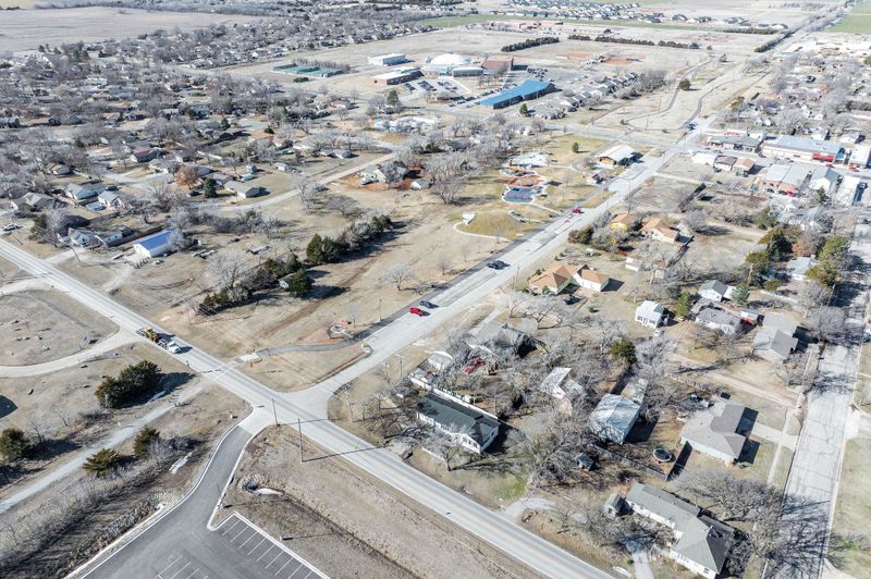 107 N Goddard Rd, Goddard, KS 67052
