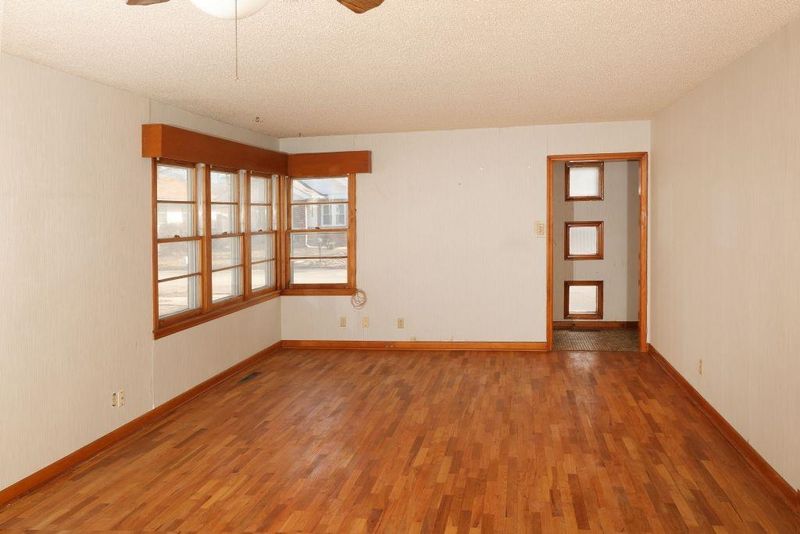 417 N Summit St, El Dorado, KS 67042