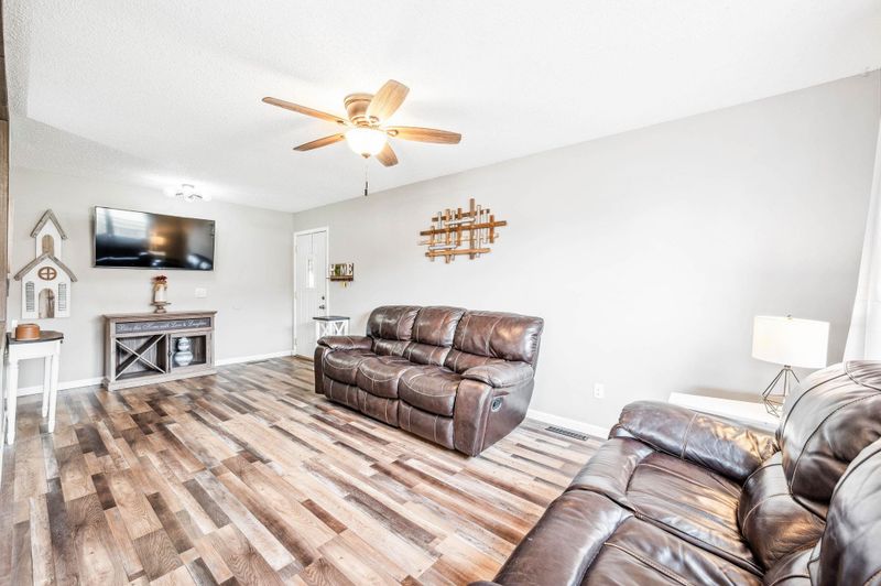 306 S Main St, Goddard, KS 67052