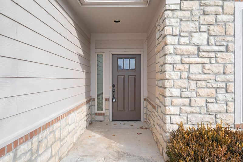 9749 W Village Pl, Maize, KS 67101