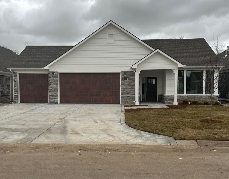 704 E Park Pl, Andover, KS 67002