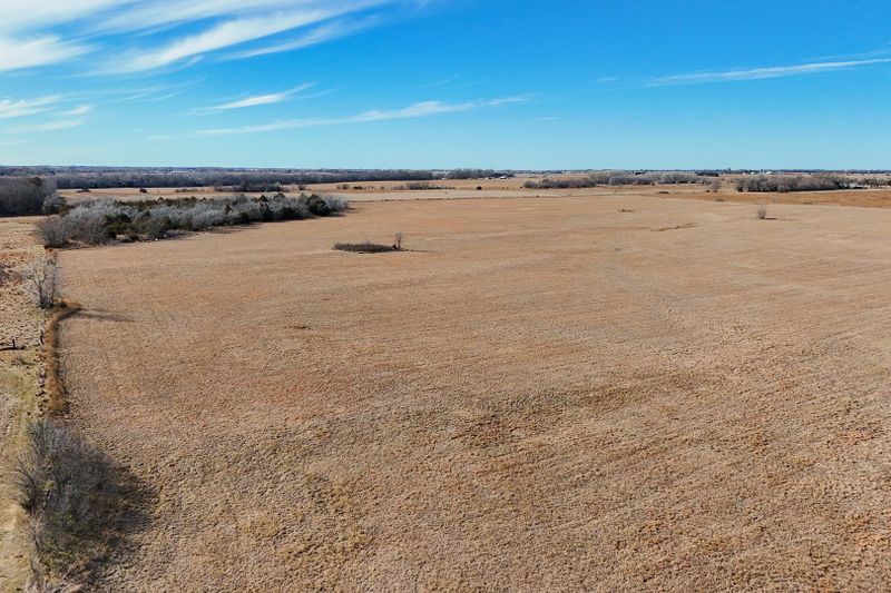 0 NW 10 Ave, Kingman, KS 67068