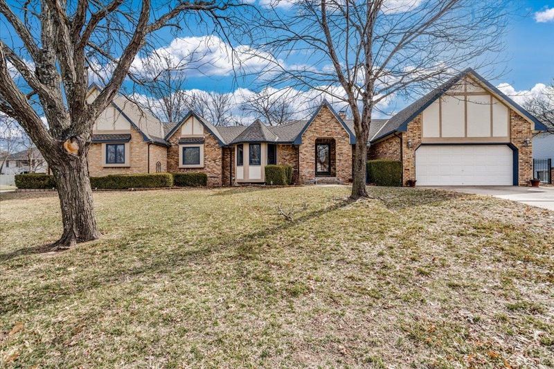500 S Timber Ridge St, Derby, KS 67037