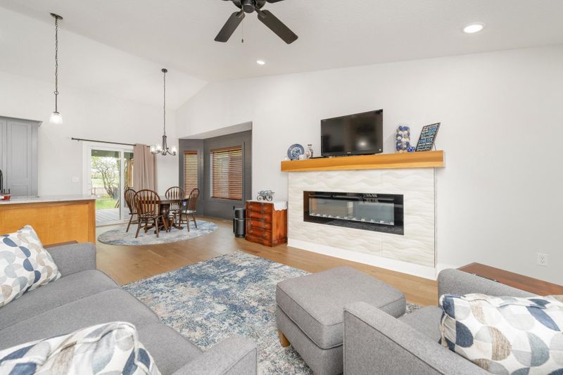 227 S Wellcrest Cir, Goddard, KS 67052