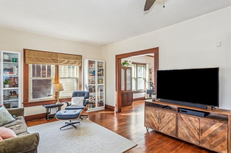 447 N Bluff Ave, Wichita, KS 67208
