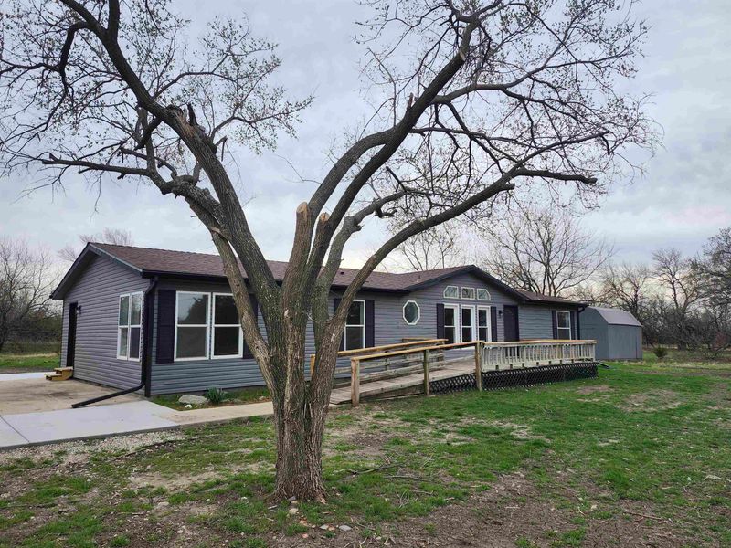 6750 S 143rd St E, Derby, KS 67037