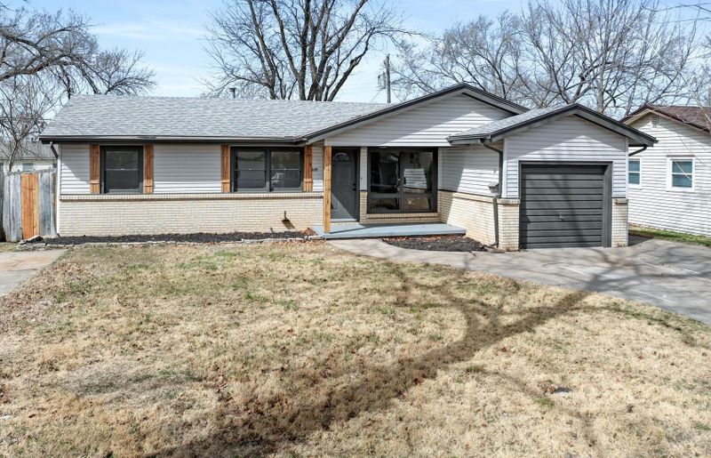 6119 N Forestor, Wichita, KS 67219