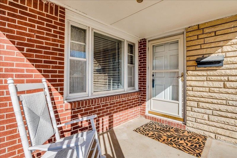 555 S Georgie, Derby, KS 67037