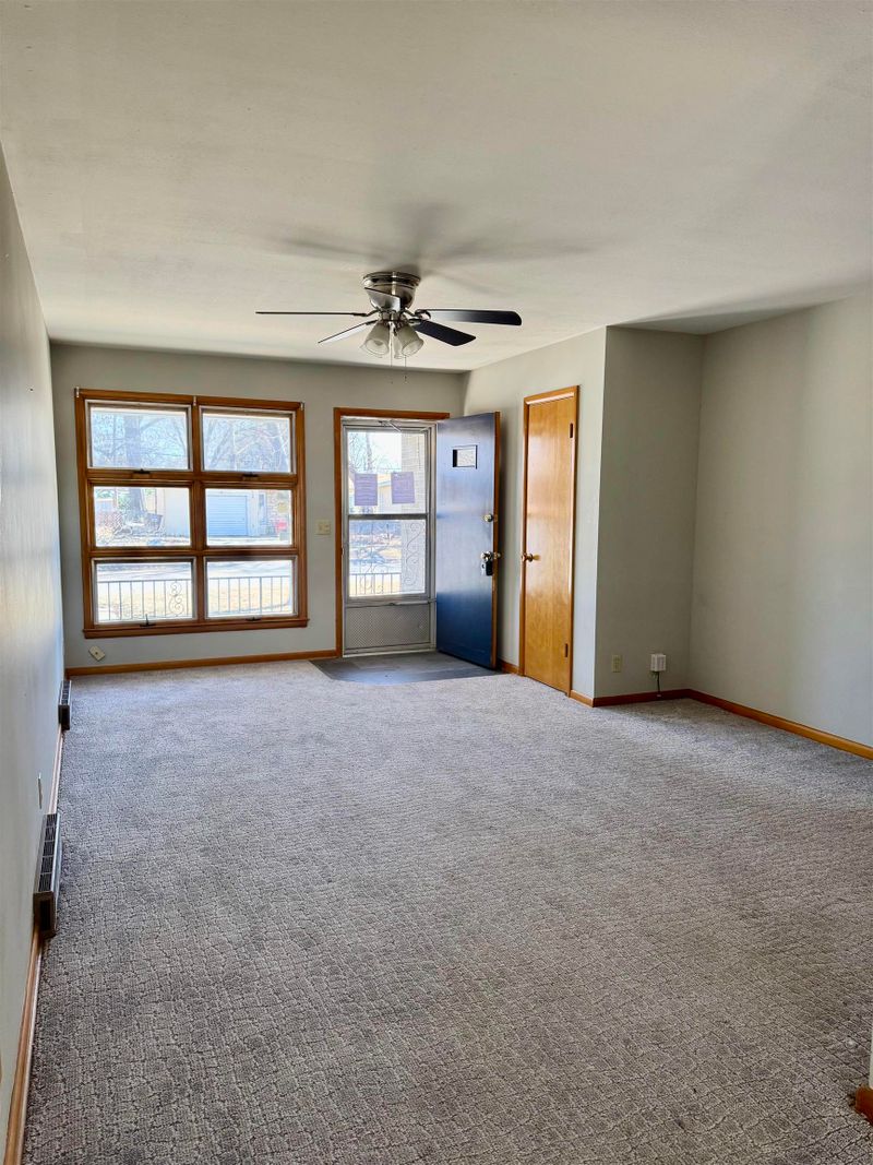 2115 S Volutsia, Wichita, KS 67211