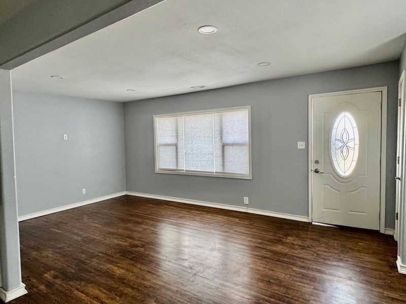 7101 E Castle Dr, Wichita, KS 67207