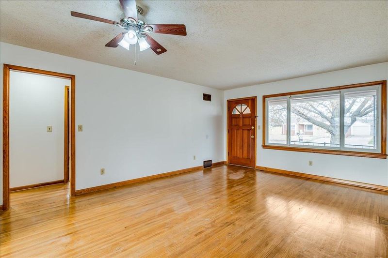 548 S Georgie, Derby, KS 67037